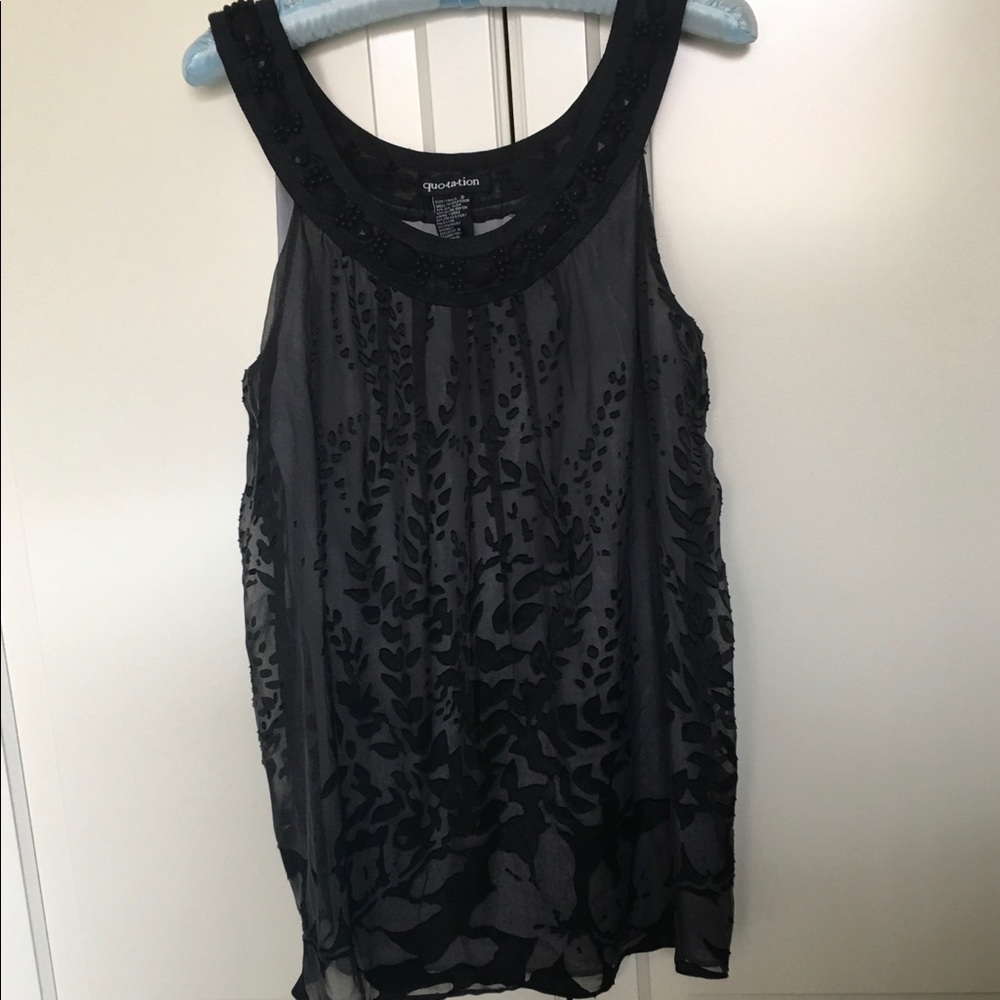 Quotation Sleeveless Top